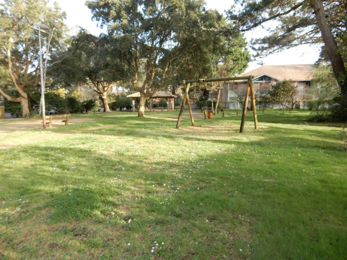 Appartement Au Domaine Du Golf Dans Residence De Vacance Moliets-et-Maa Luaran gambar